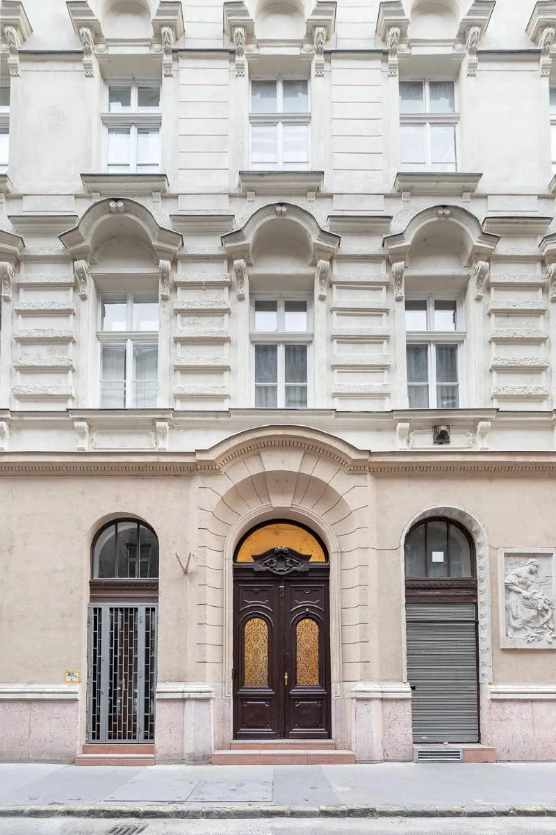 Image 5 of Erkel Boutique Apartment–Chic flat by Market Hall