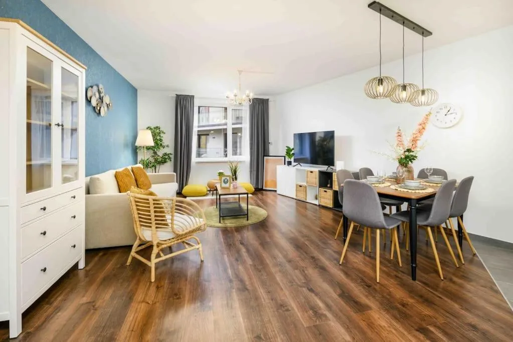 Image of Erkel Luxury Home