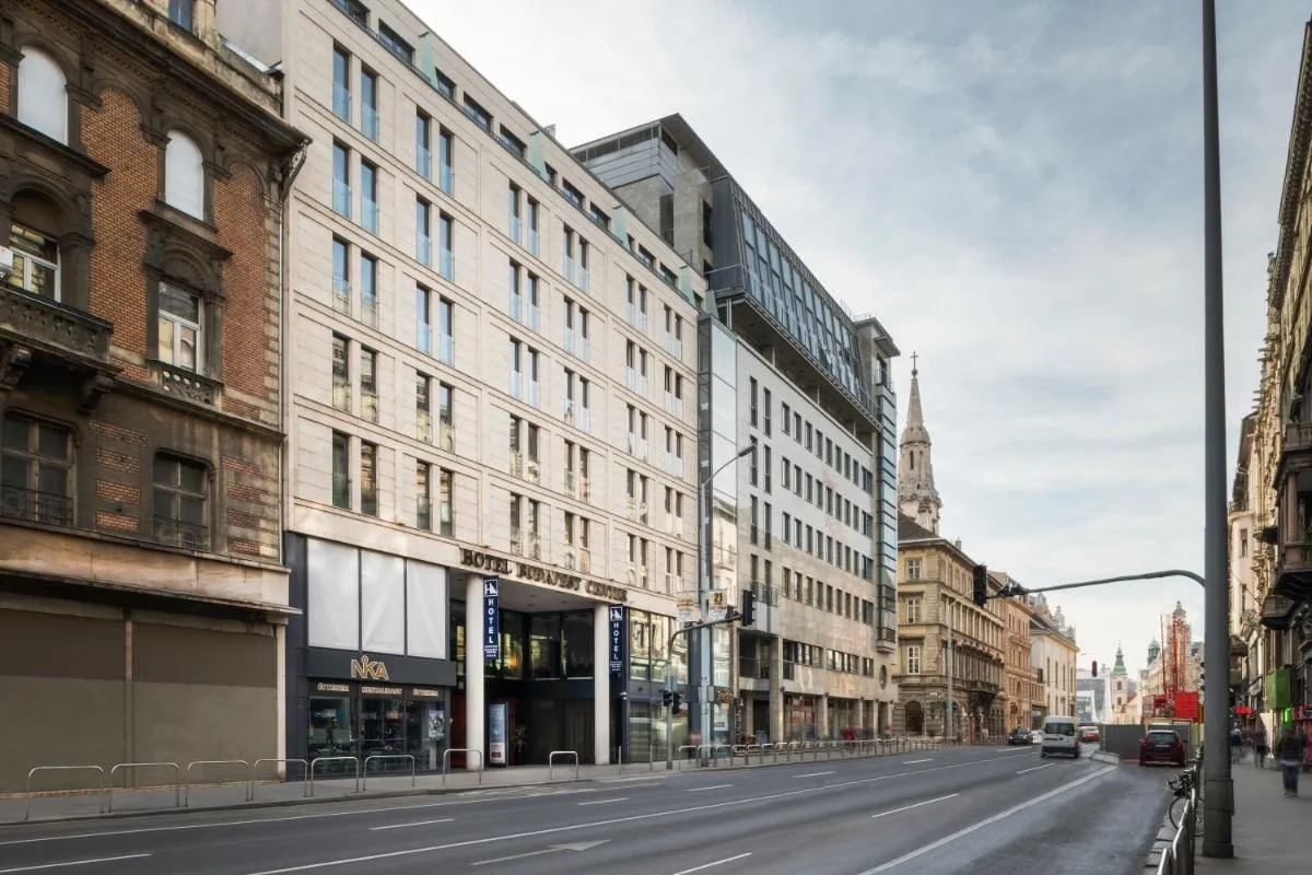 Image 4 of Exe Budapest Center
