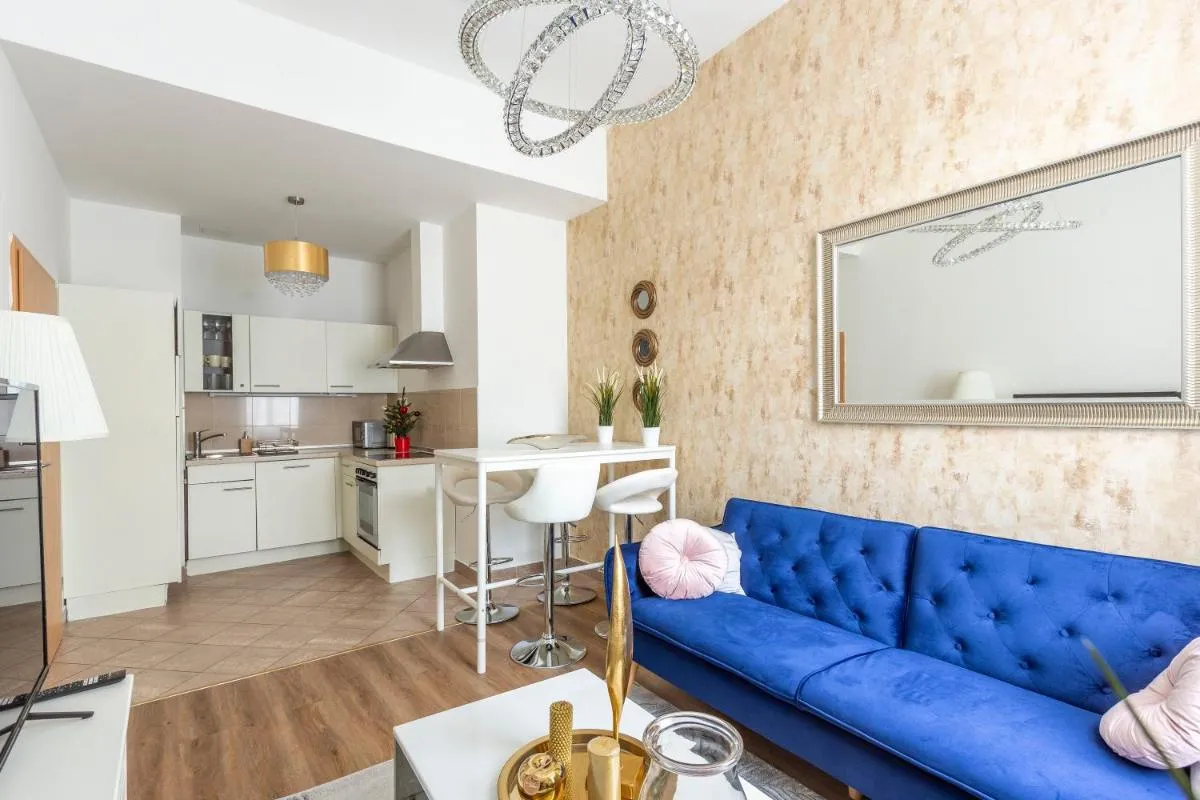 Image 2 of Explore Budapest from a Luxurious Cozy Apartment