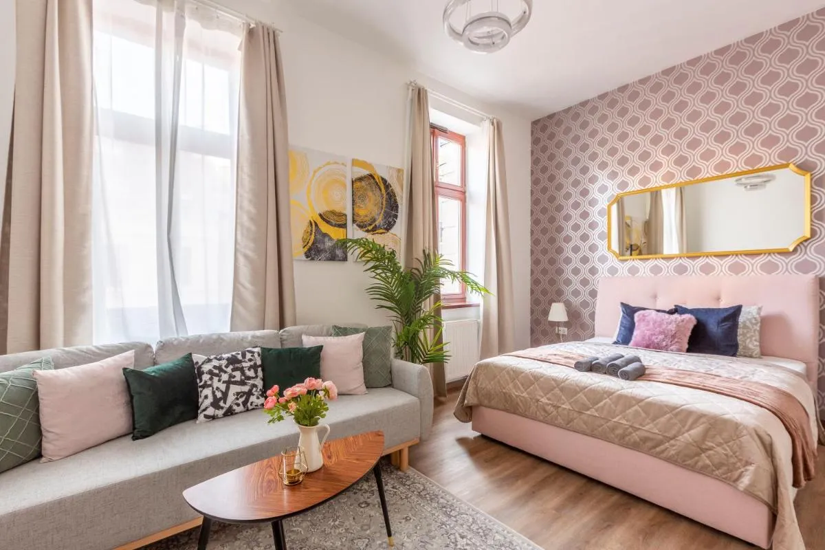 Image 1 of Explore Budapest from a Luxurious Cozy Apartment