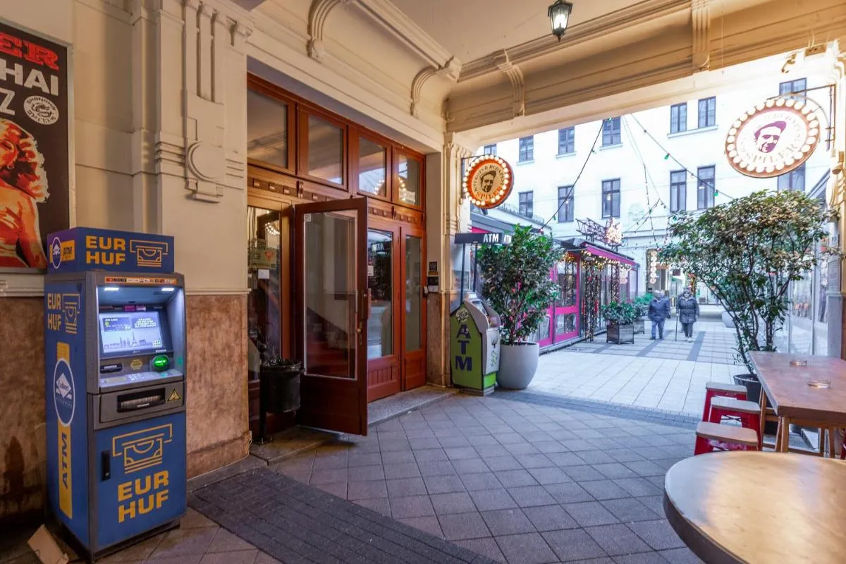 Image 5 of Explore Budapest from a Luxurious Cozy Apartment