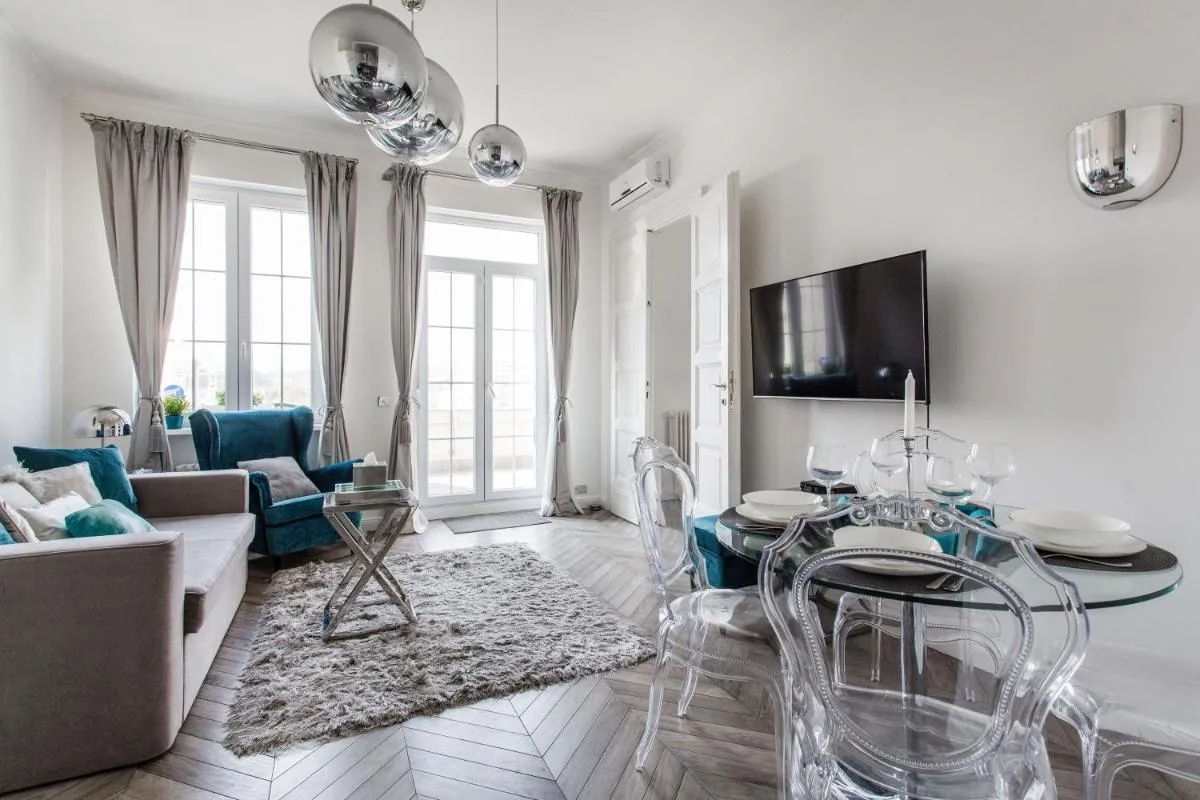 Image 4 of Eye of Budapest Penthouse