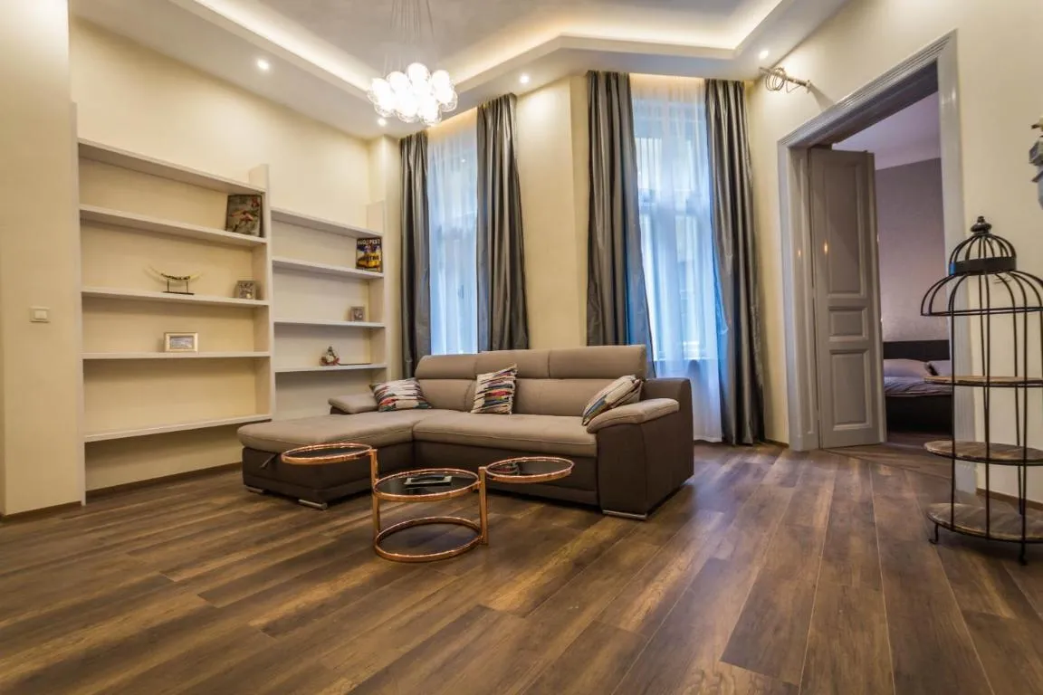 Image of Fashion Street Apartments