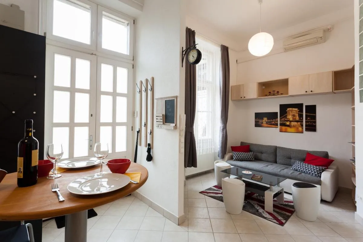 Image 4 of Feel at home Apartment