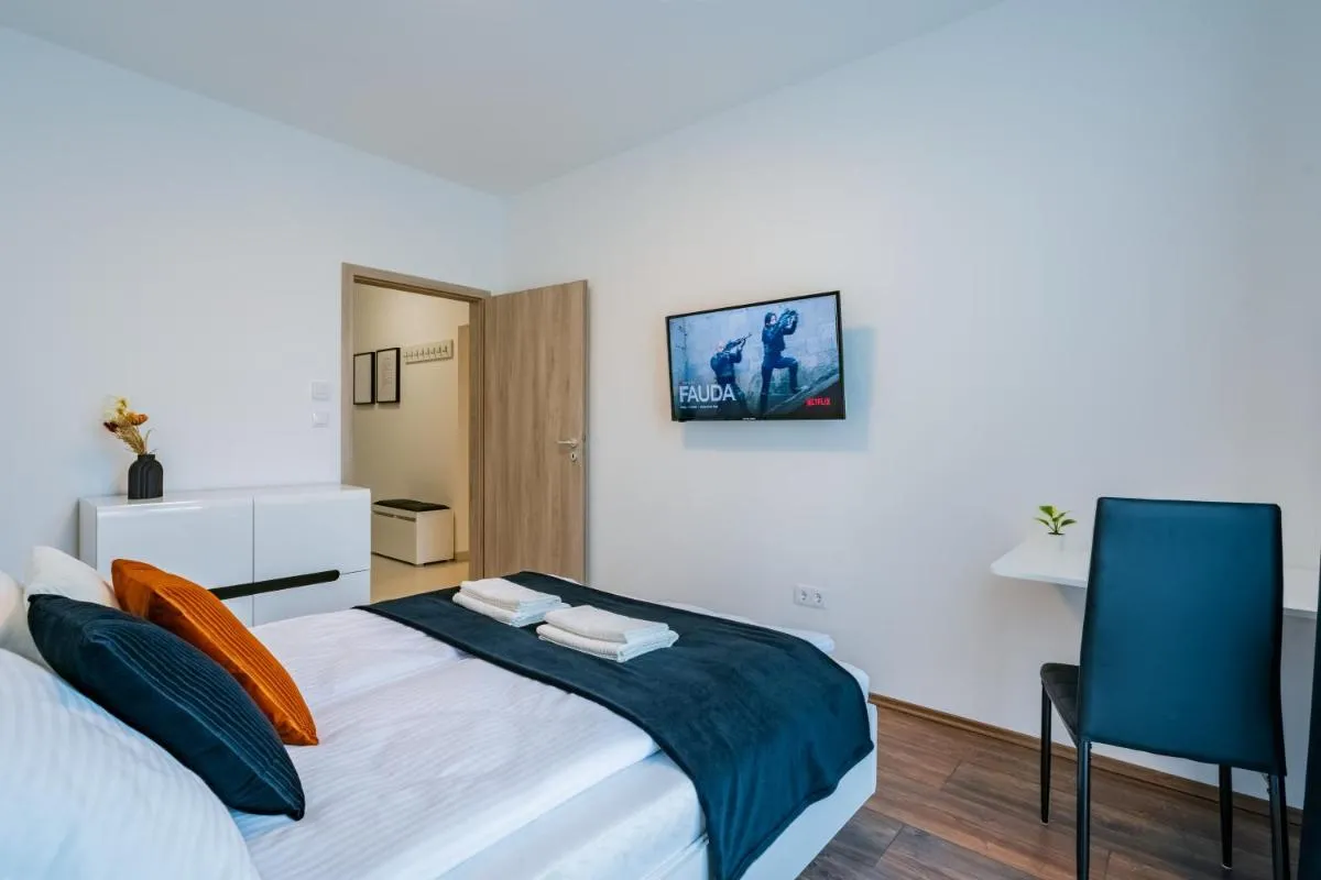 Image 1 of Fox Premium Apartment & Free Private Parking