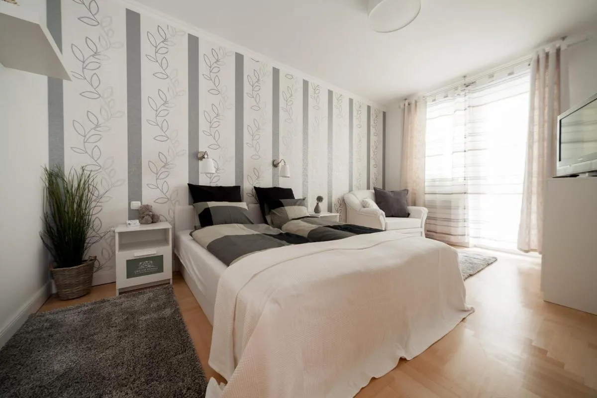 Image 1 of GDE Holló Apartments
