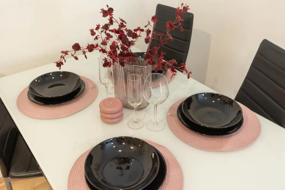 Image 3 of Gems of Budapest – Ruby Unit