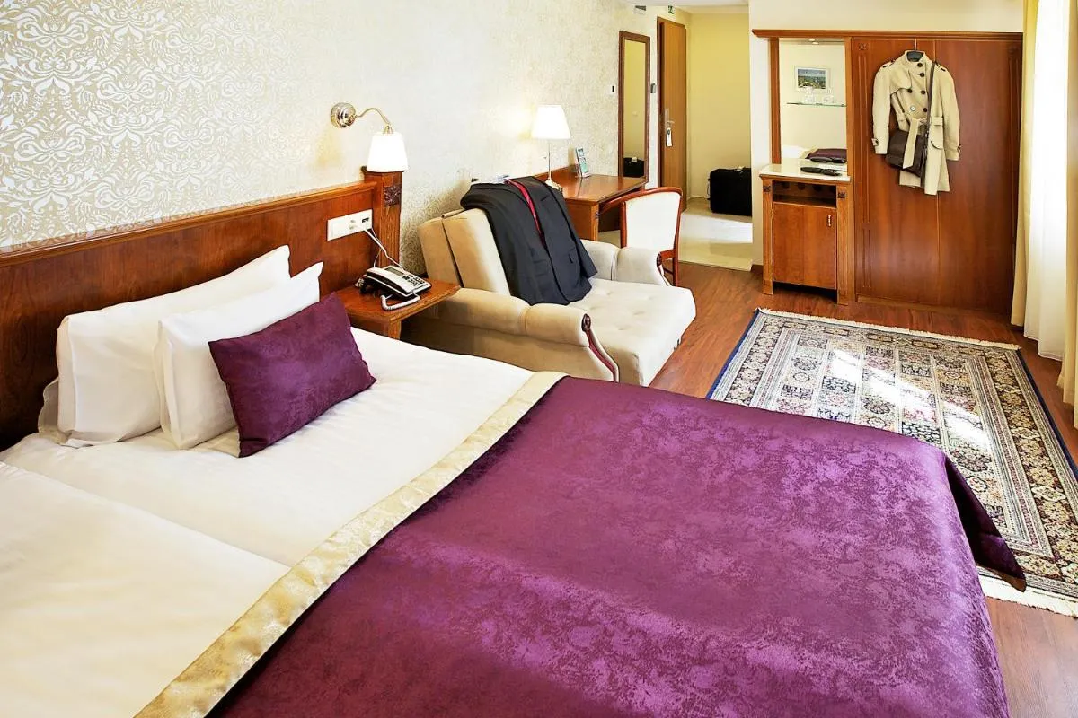 Image 1 of Gold Hotel Budapest