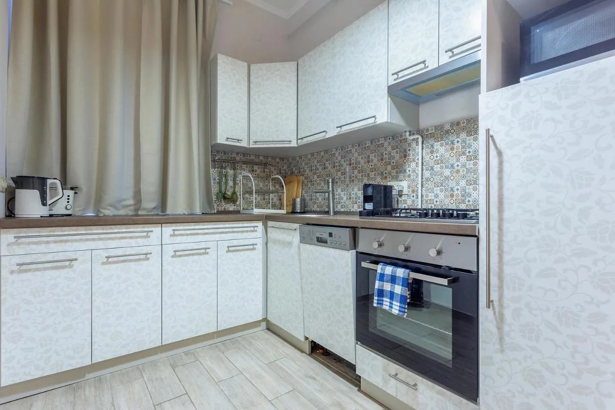 Image 2 of Goldcentral Apartment Grand Boulevard