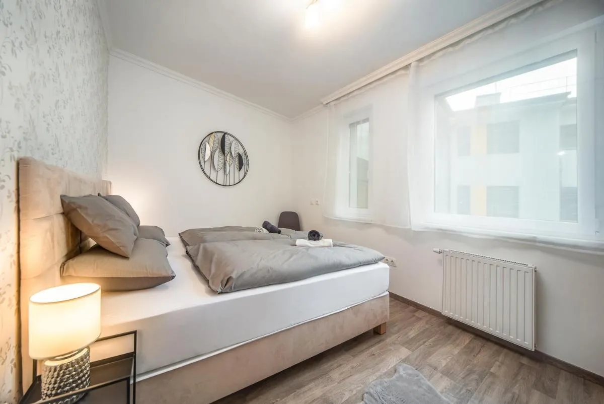 Image 6 of Grace Pine Apartment 3