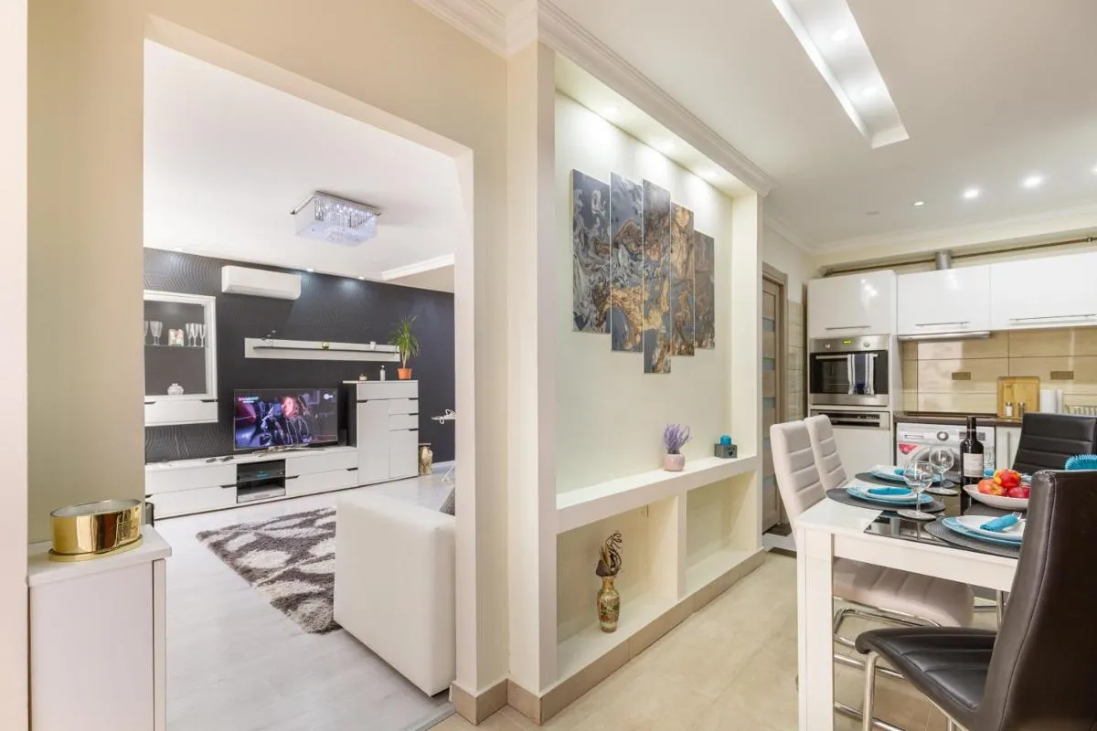 Image 4 of H29 Vivien Apartman