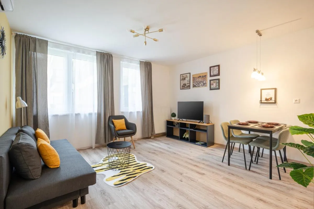 Image 4 of Happy River Apartment 1