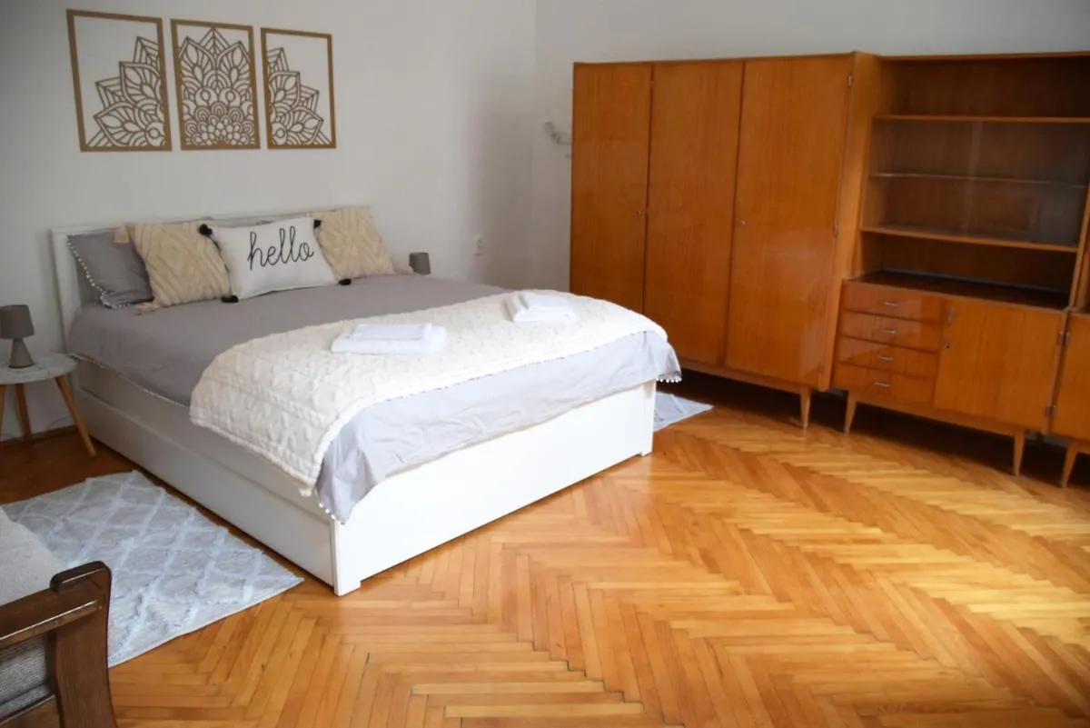 Image 6 of Hi!5 spacious apartment Budapest Palotanegyed