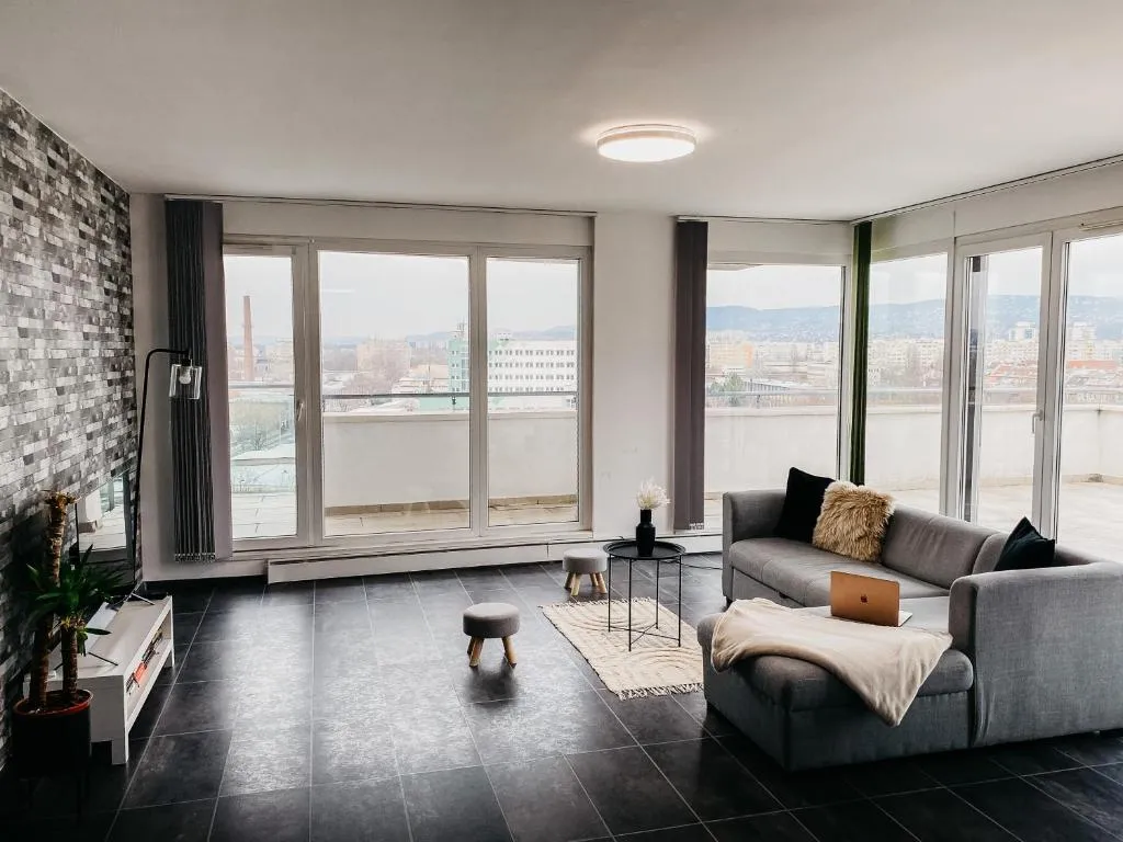 Image of Highrise Horizon Penthouse