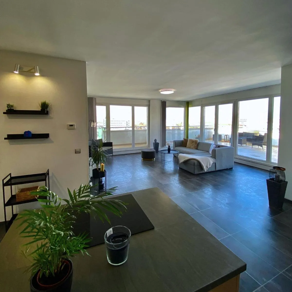 Image 3 of Highrise Horizon Penthouse