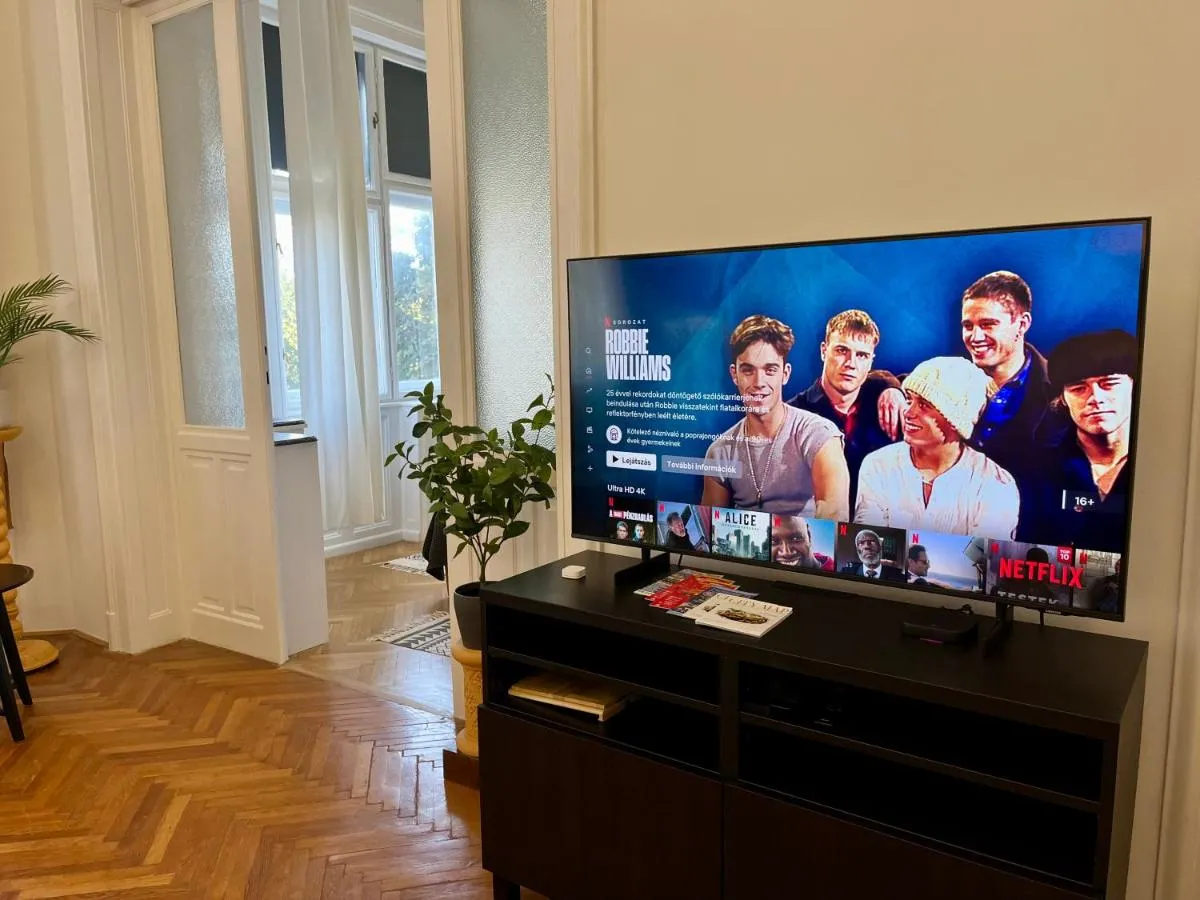 Image 4 of Hillside Luxury Residence Budapest with free garage