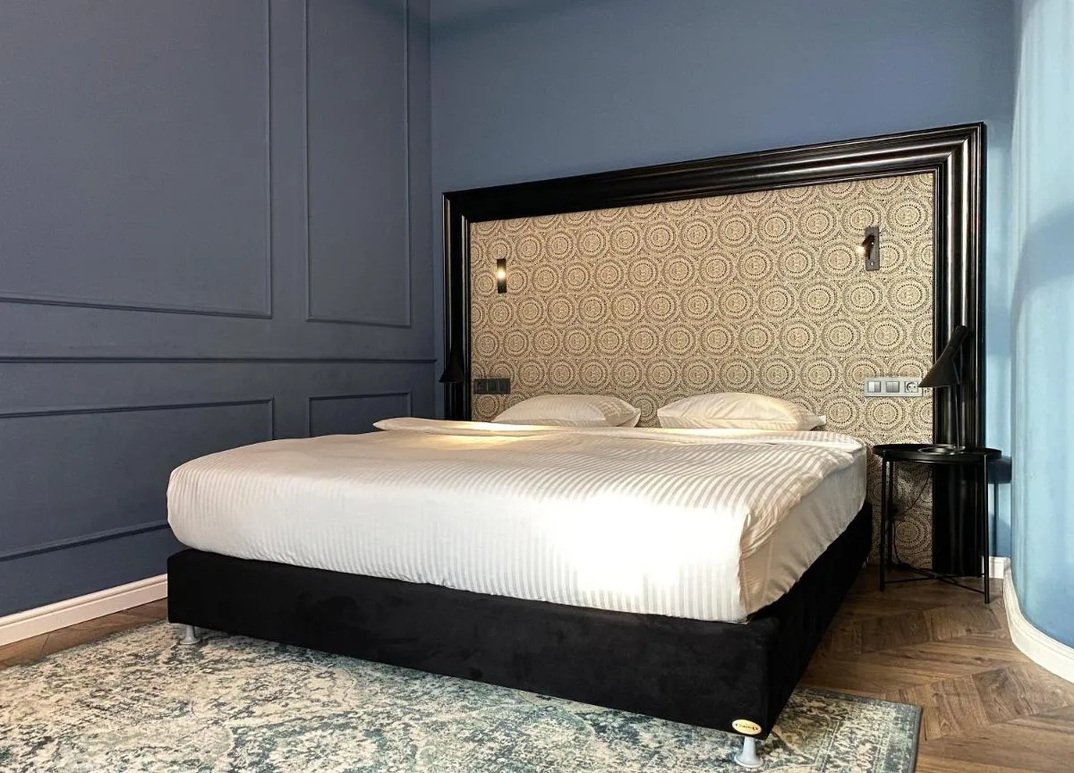 Image 1 of Hotel Rumor