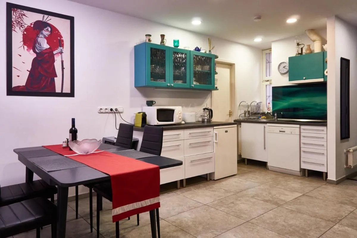 Image 2 of Ili apartment