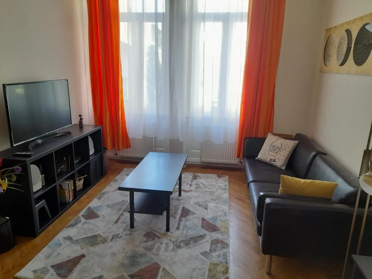 Image 4 of Ili apartment