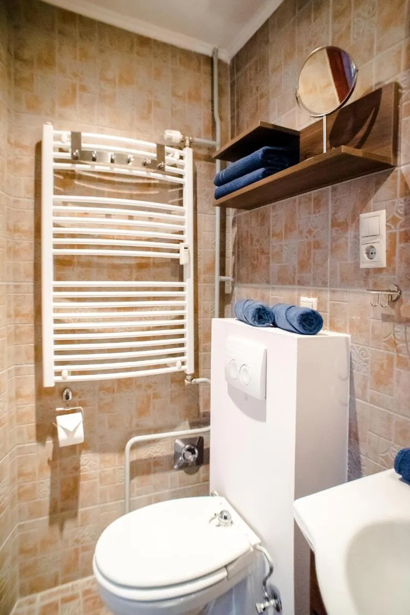 Image 3 of Indigo Apartment With Free Parking