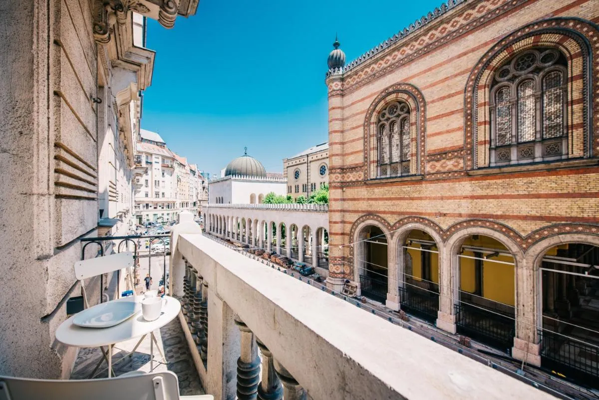 Image 5 of JACUZZI SINAGOGA view