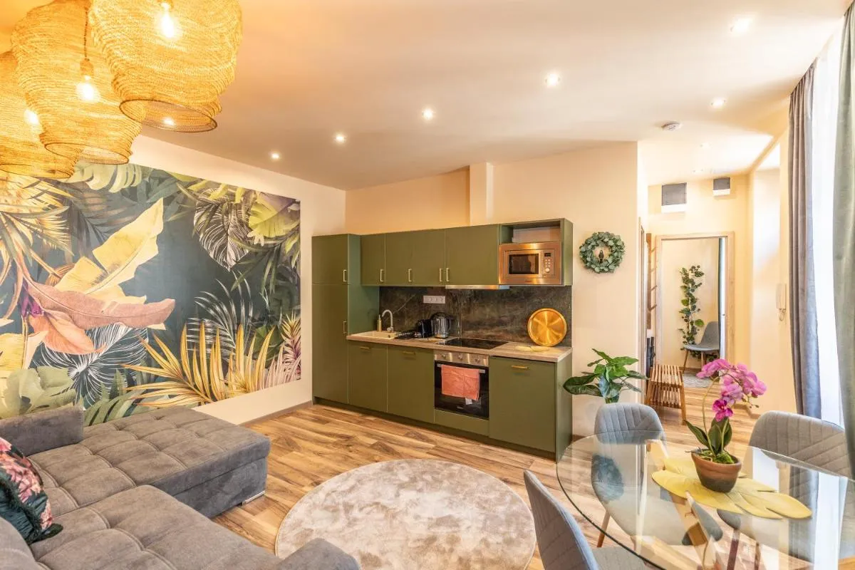 Image 3 of Jungle Apartment with 2 Bathrooms