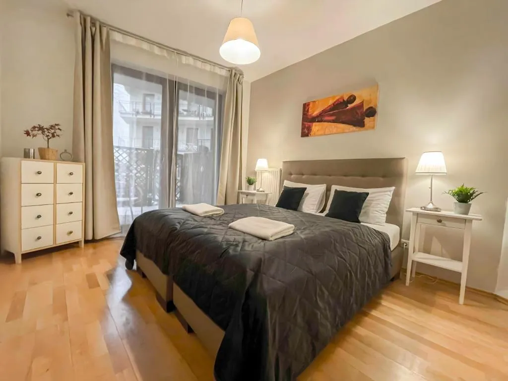 Image of K321 Elitehost Király Central