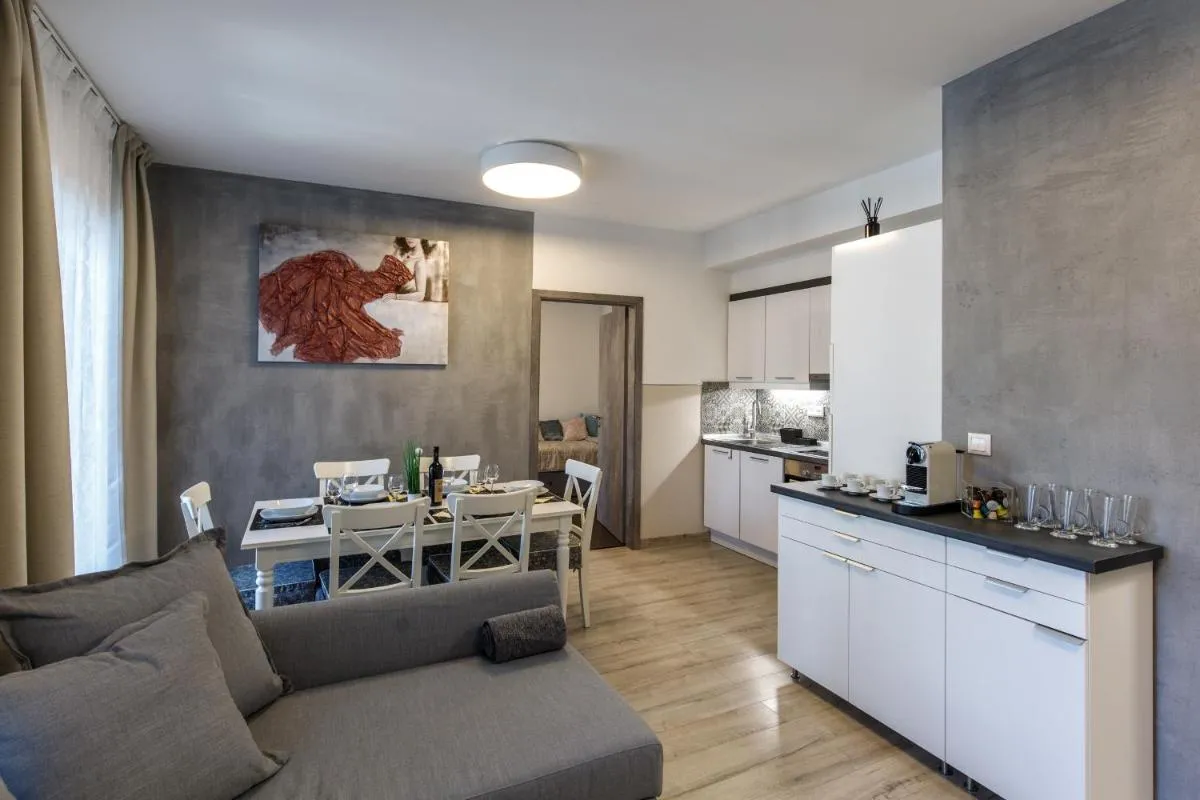 Image 2 of K40 Double Bedroom in the City Center