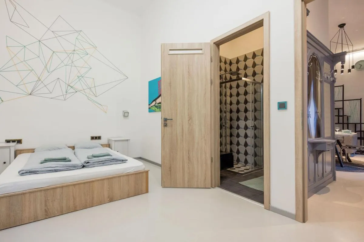 Image 3 of Kandallo Apartment