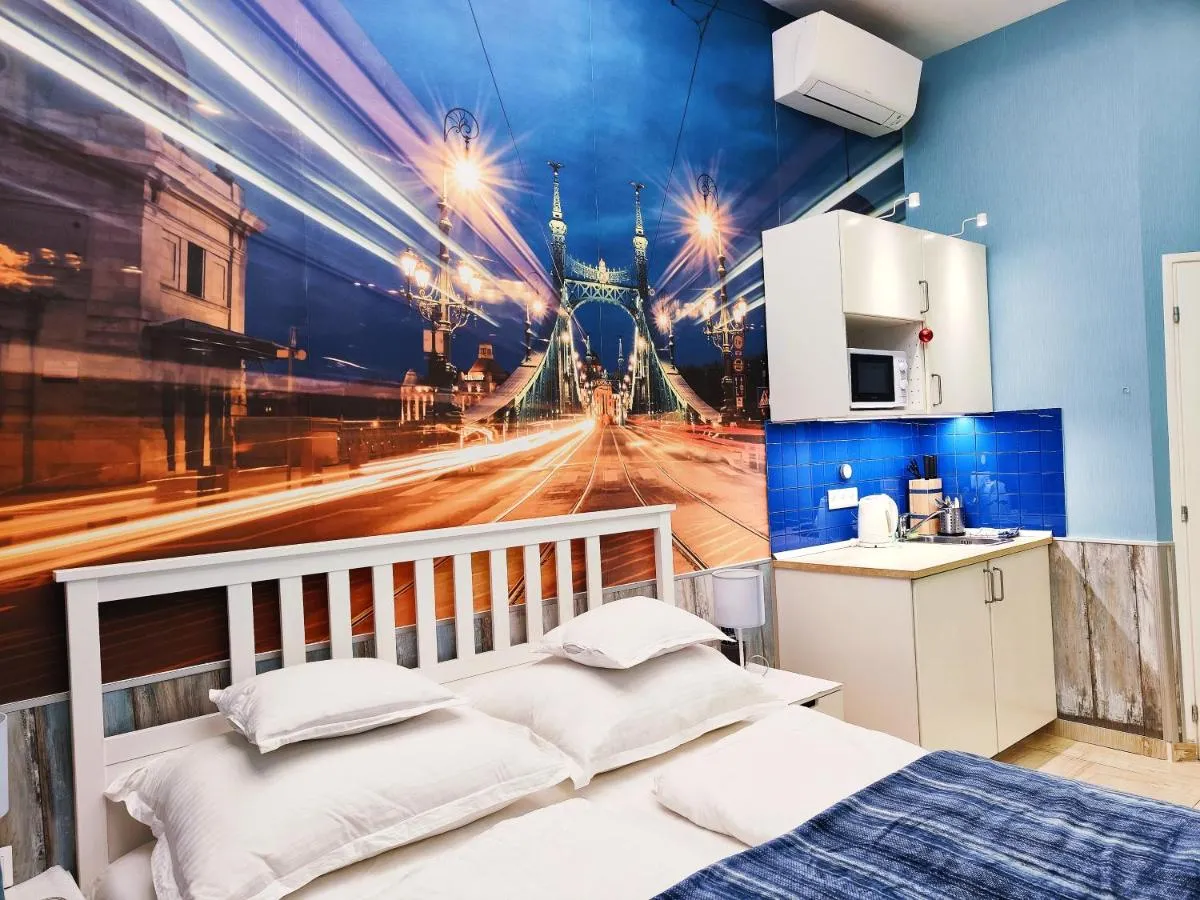 Image 2 of King Apartment