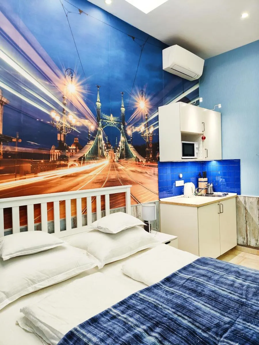 Image 4 of King Apartment