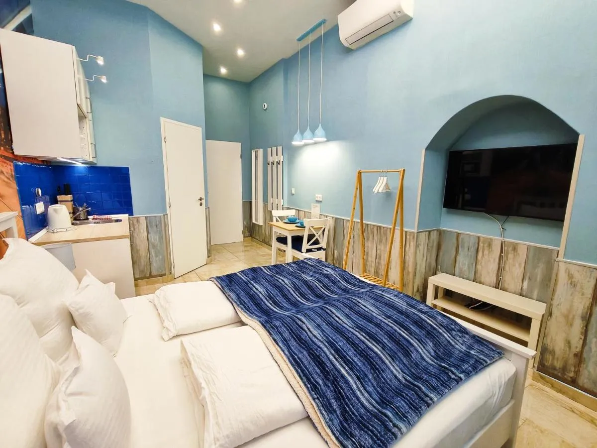 Image 5 of King Apartment