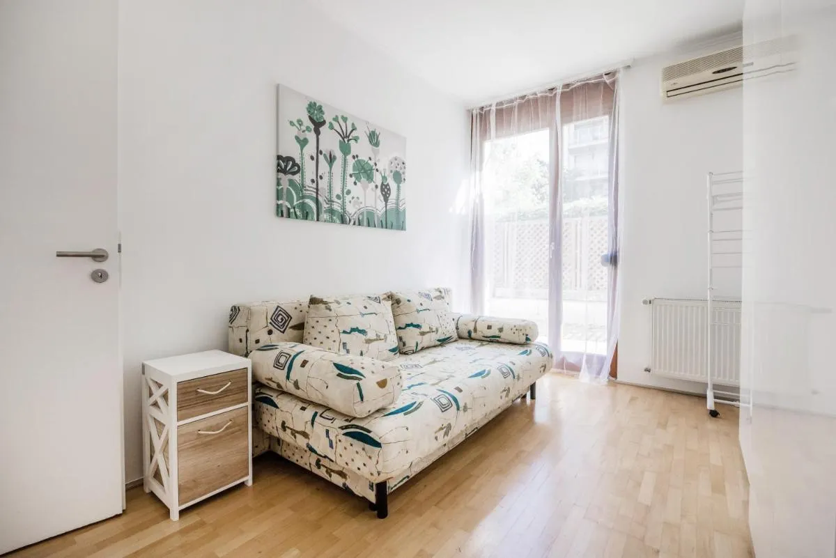 Image 2 of Kleo Apartment