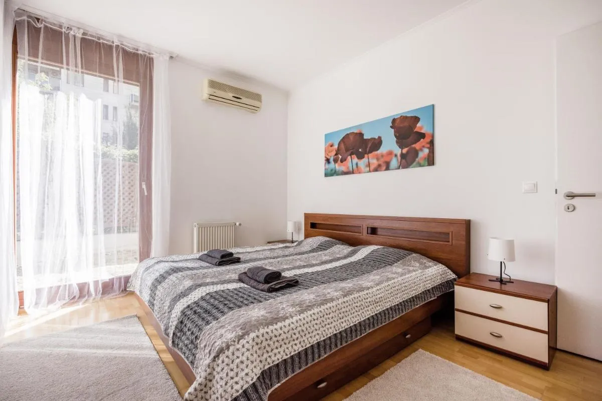 Image 3 of Kleo Apartment