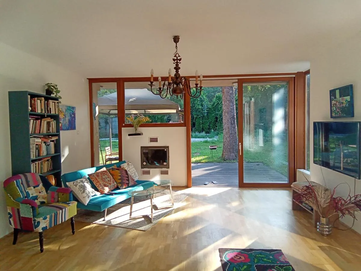 Image 4 of Laid Back Villa