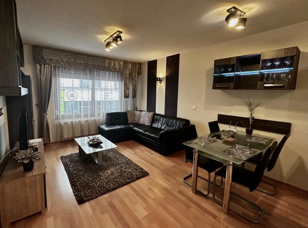 Image 6 of Leda Apartments