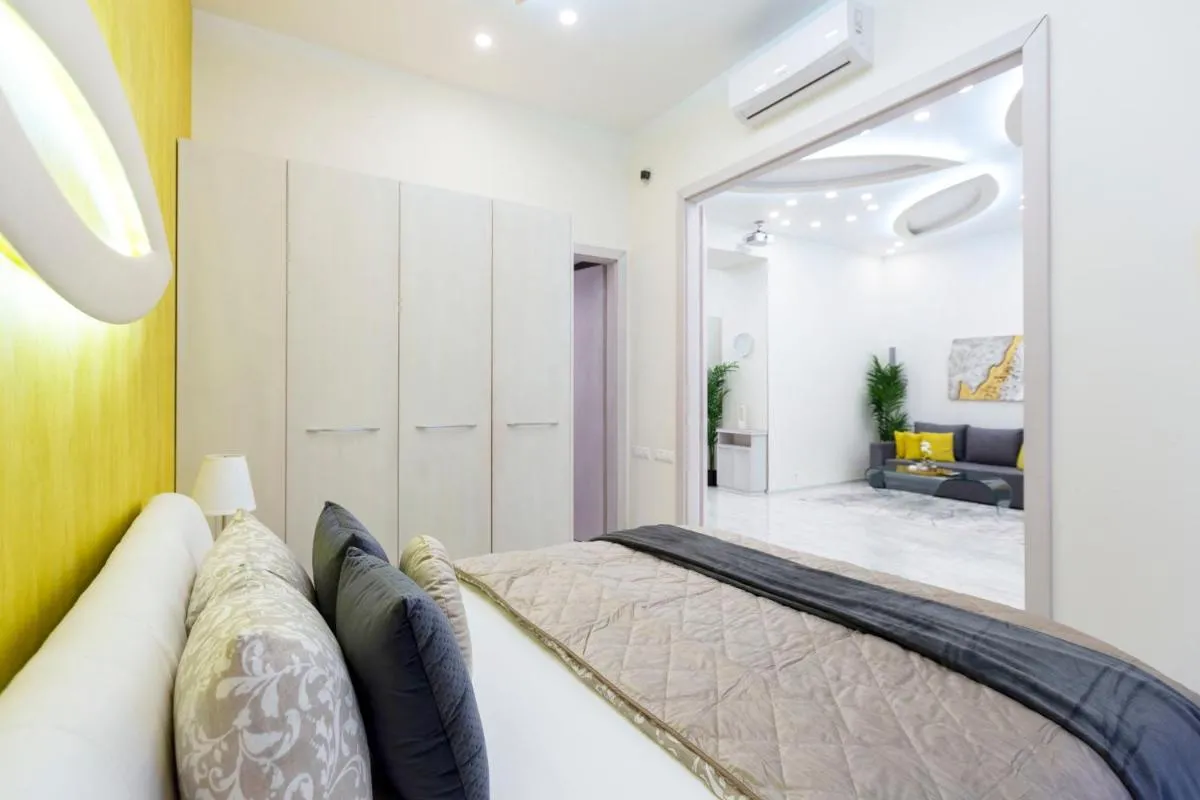 Image 1 of Luxurious Central Apartment next to the Danube River