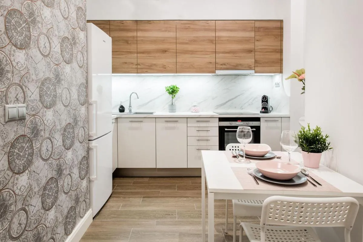 Image 2 of Luxurious Danubeside Apartment for 4