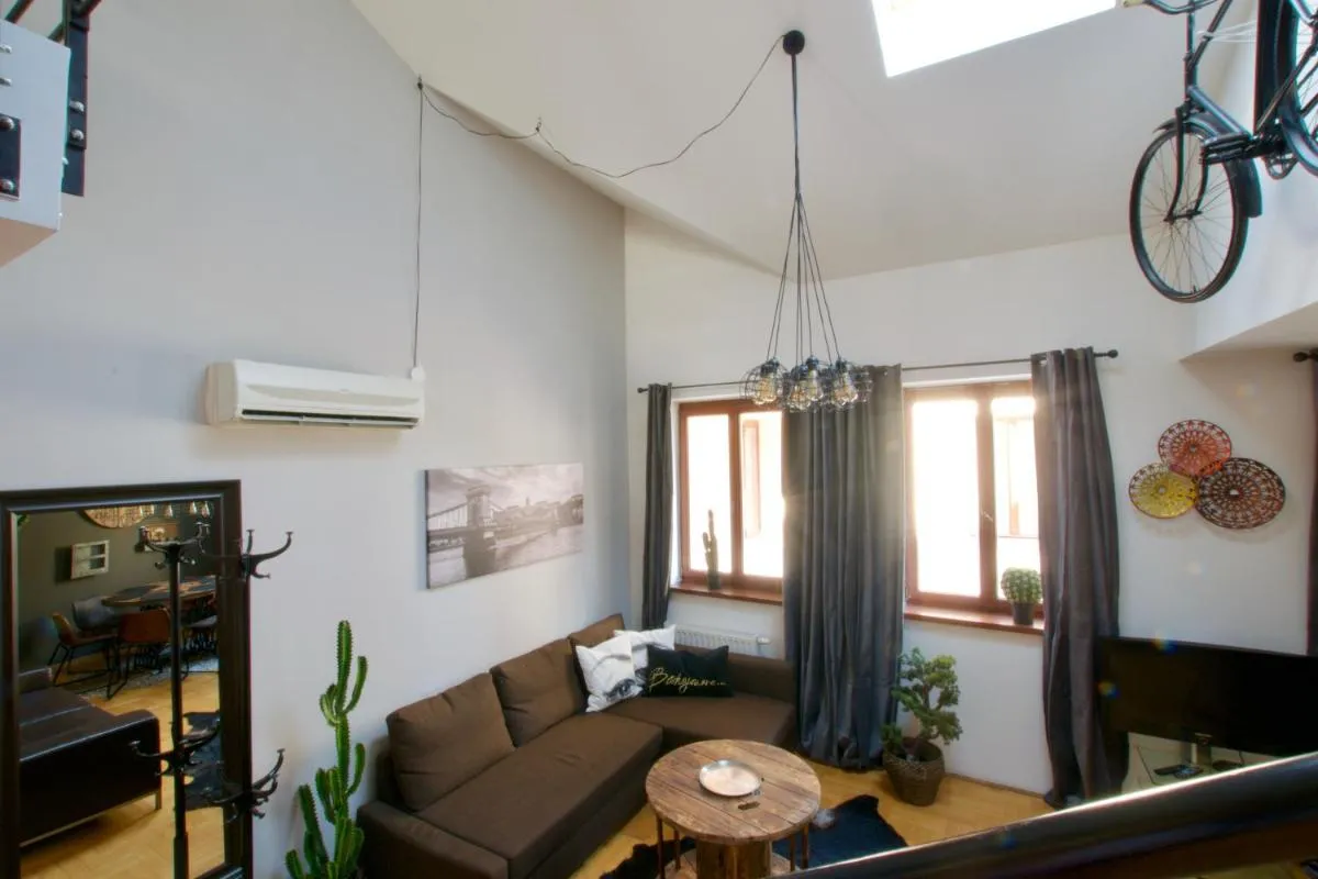 Image 4 of Luxury Apartment by Hi5 – Gozsdu Suite