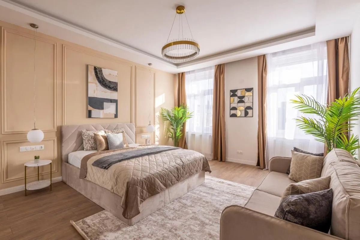 Image 1 of Luxury & Classy Central Apartment with 3BEDRM, 2BATHRM