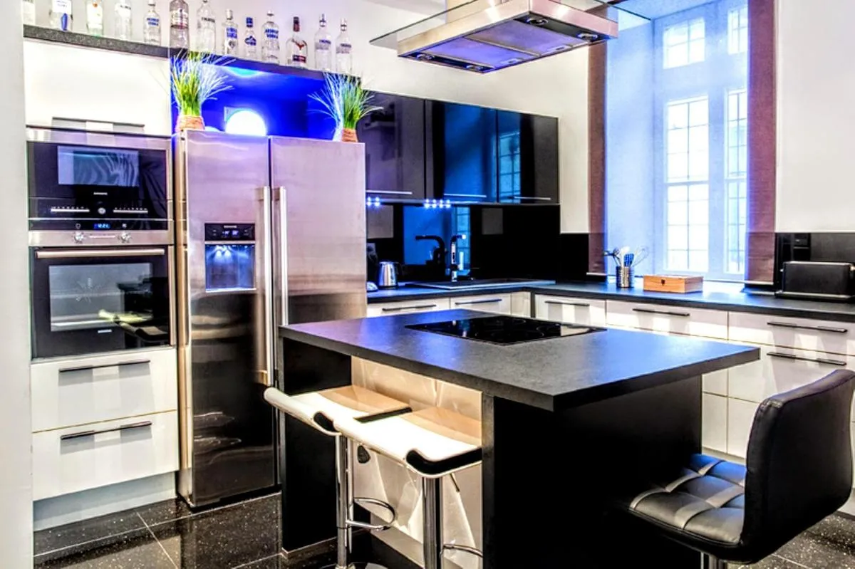 Image 3 of Luxury Penthouse Apartment