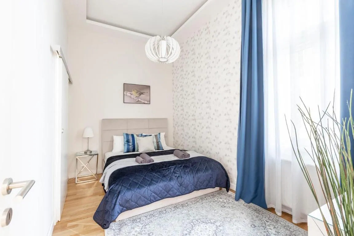Image of Luxury Quentin Apartment 3 BEDRM, 2 BATHRM