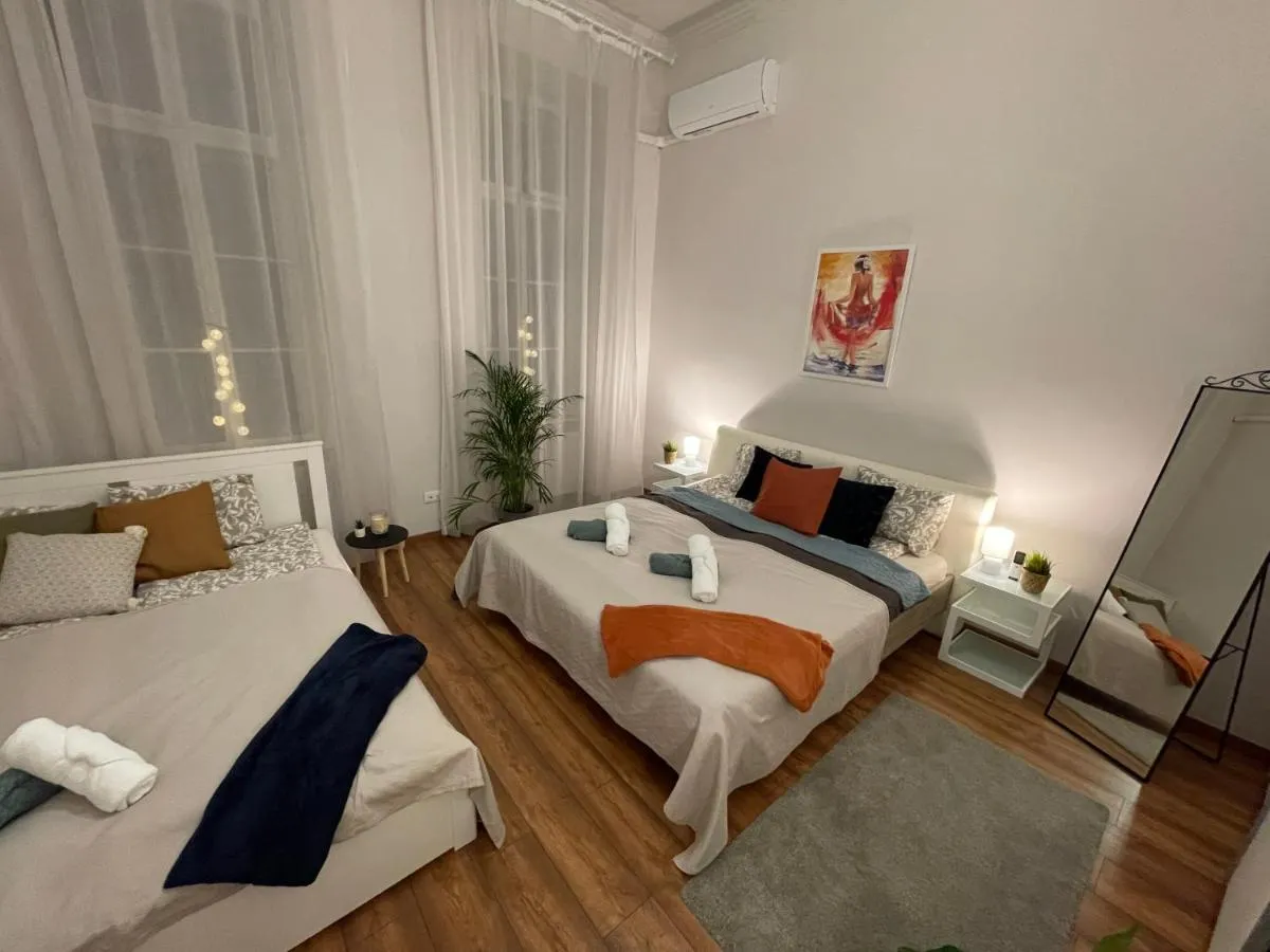 Image 1 of Luxury Riverside Panorama Apartment