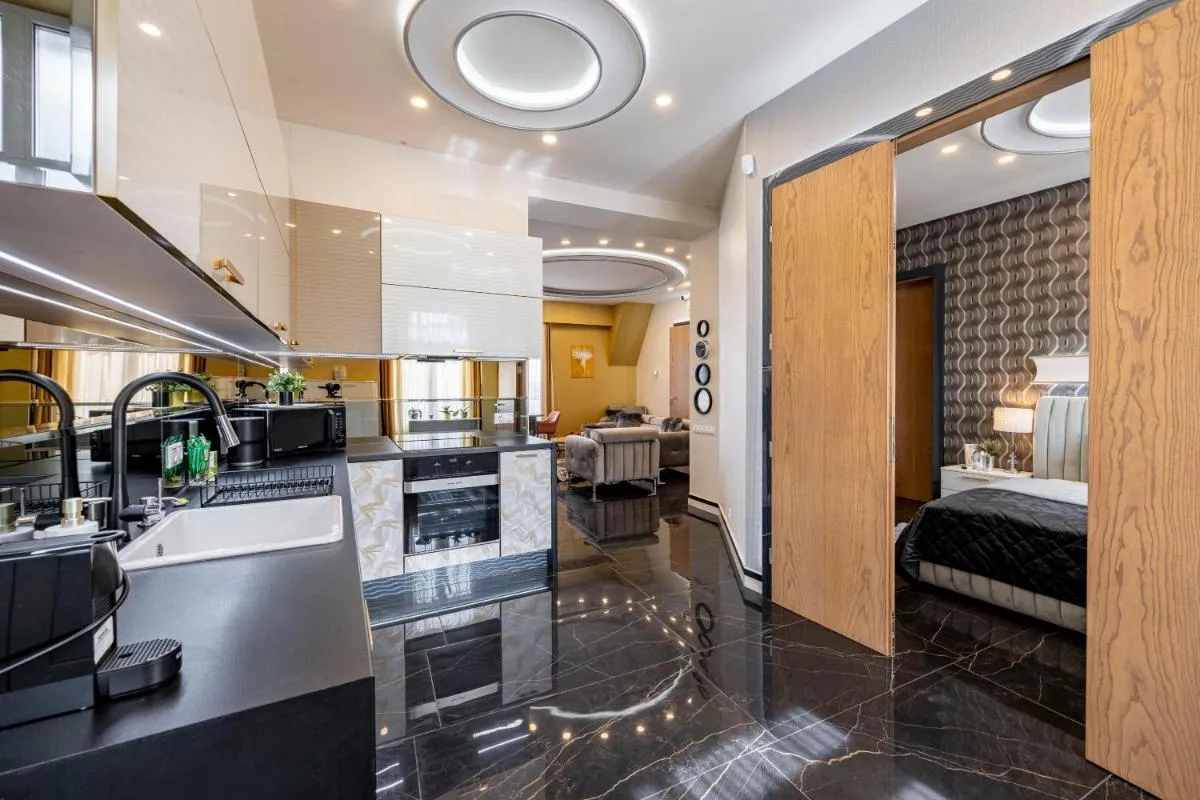 Image 4 of Luxury Royal Central Apartment by Prestige Homes