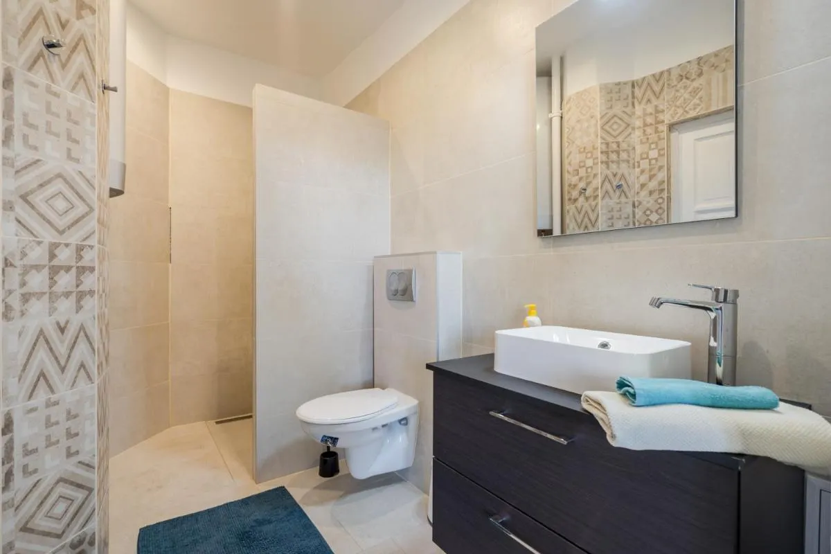 Image 2 of Luxury Suite Basilika Breathless View-NEED RESERVATION FOR FREE PARKING