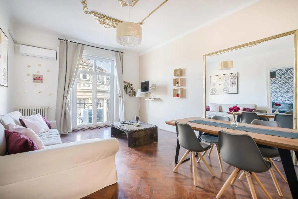 Image 4 of Luxury Suite Basilika Breathless View-NEED RESERVATION FOR FREE PARKING