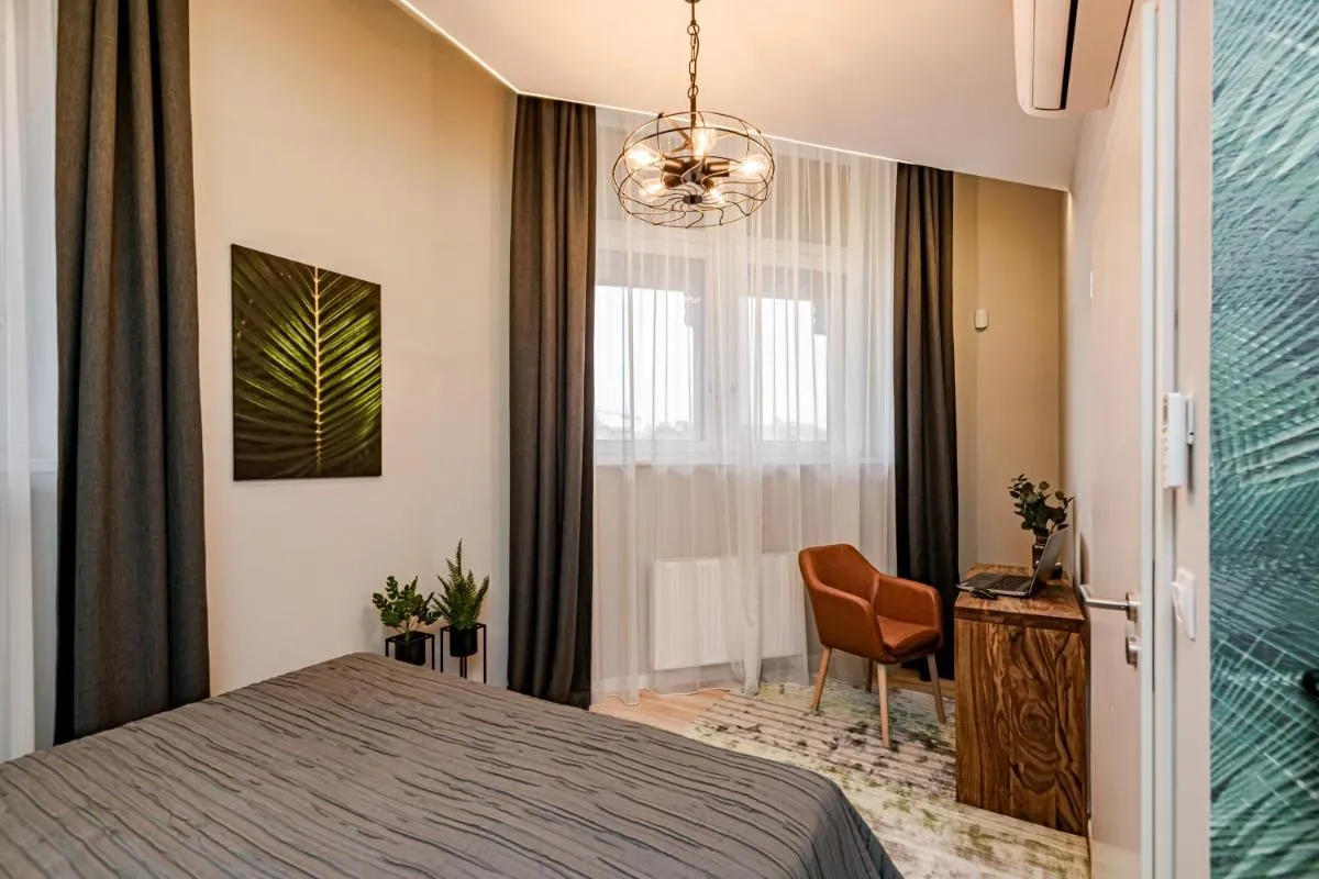 Image 1 of Luxury Tropical Apartment at Budapest