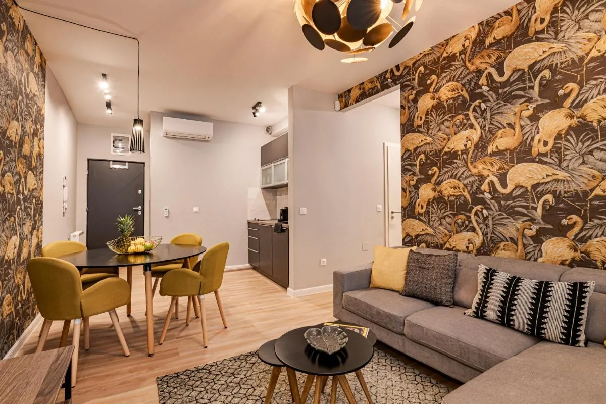 Image 3 of Luxury Tropical Apartment at Budapest