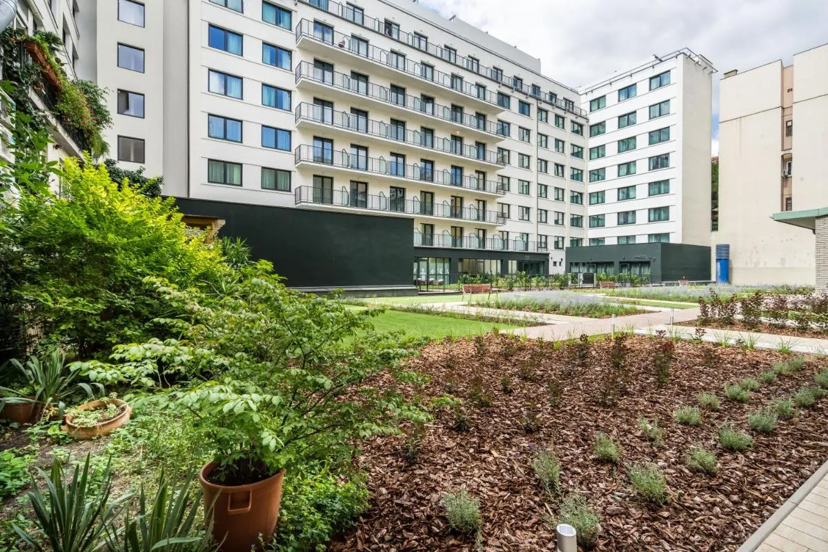 Image 5 of Luxury apartment with free garage and balcony in the center